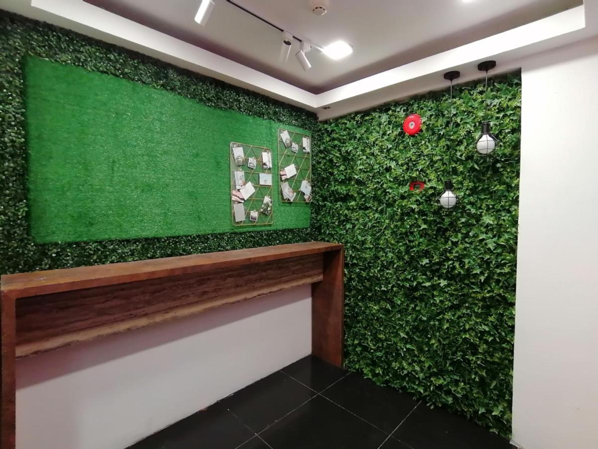 Masroom Hotel Куала Лумпур Екстериор снимка